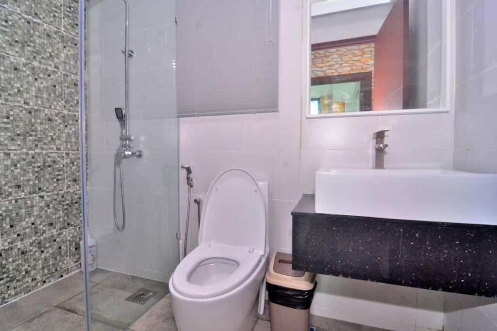 Vivacity Jazz Suite New Luxury Vivacity Cozy Home Lv8 Kuching Exterior photo
