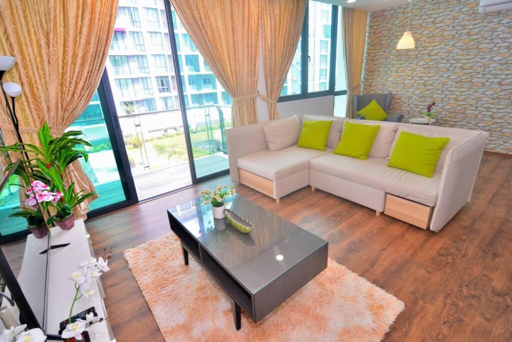 Vivacity Jazz Suite New Luxury Vivacity Cozy Home Lv8 Kuching Exterior photo